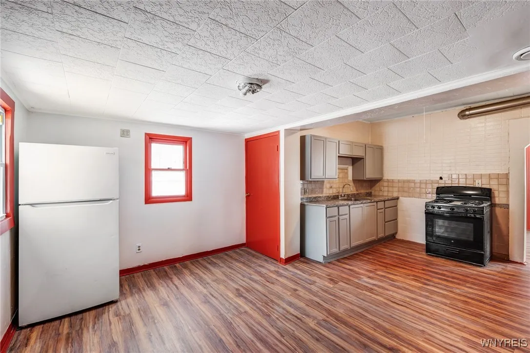 868 Northland Avenue, Buffalo, New York 14215, Buffalo, New York 14215, 4 Bedrooms Bedrooms, ,2 BathroomsBathrooms,Residential,Closed,868 Northland Avenue, Buffalo, New York 14215,0,B1589704
