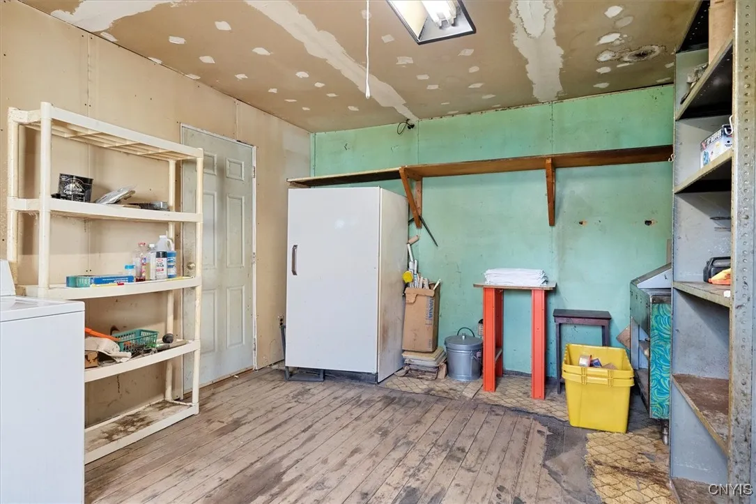 8460 Old River Road, Marcy, New York 13403, Marcy, New York 13403, 3 Bedrooms Bedrooms, 7 Rooms Rooms,1 BathroomBathrooms,Residential,For Sale,8460 Old River Road, Marcy, New York 13403,0,S1587626