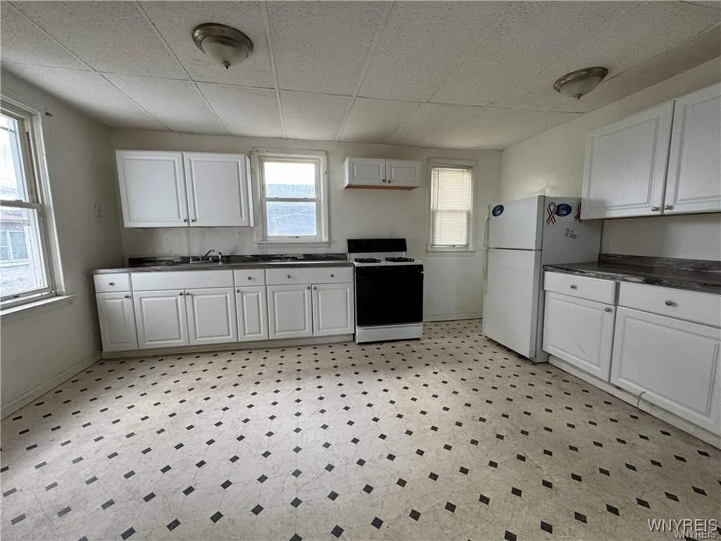 937 Niagara Street, Buffalo, New York 14213, Buffalo, New York 14213, 5 Bedrooms Bedrooms, ,Multi Family,Closed,937 Niagara Street, Buffalo, New York 14213,0,B1589500