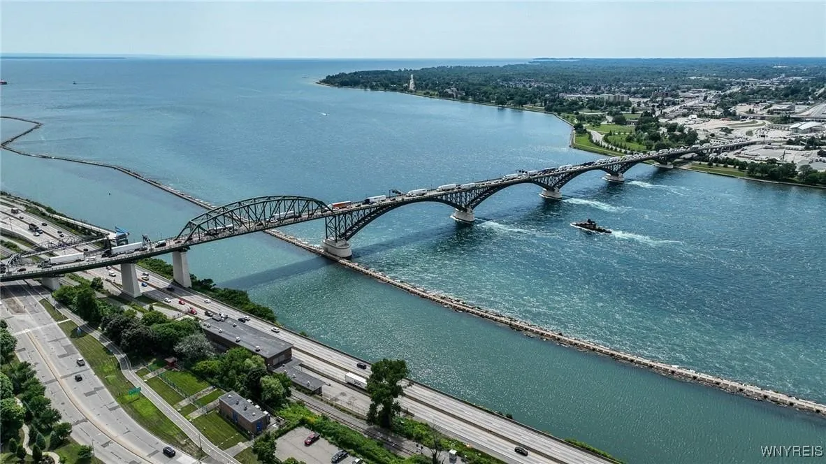 937 Niagara Street, Buffalo, New York 14213, Buffalo, New York 14213, 5 Bedrooms Bedrooms, ,Multi Family,Closed,937 Niagara Street, Buffalo, New York 14213,0,B1589500