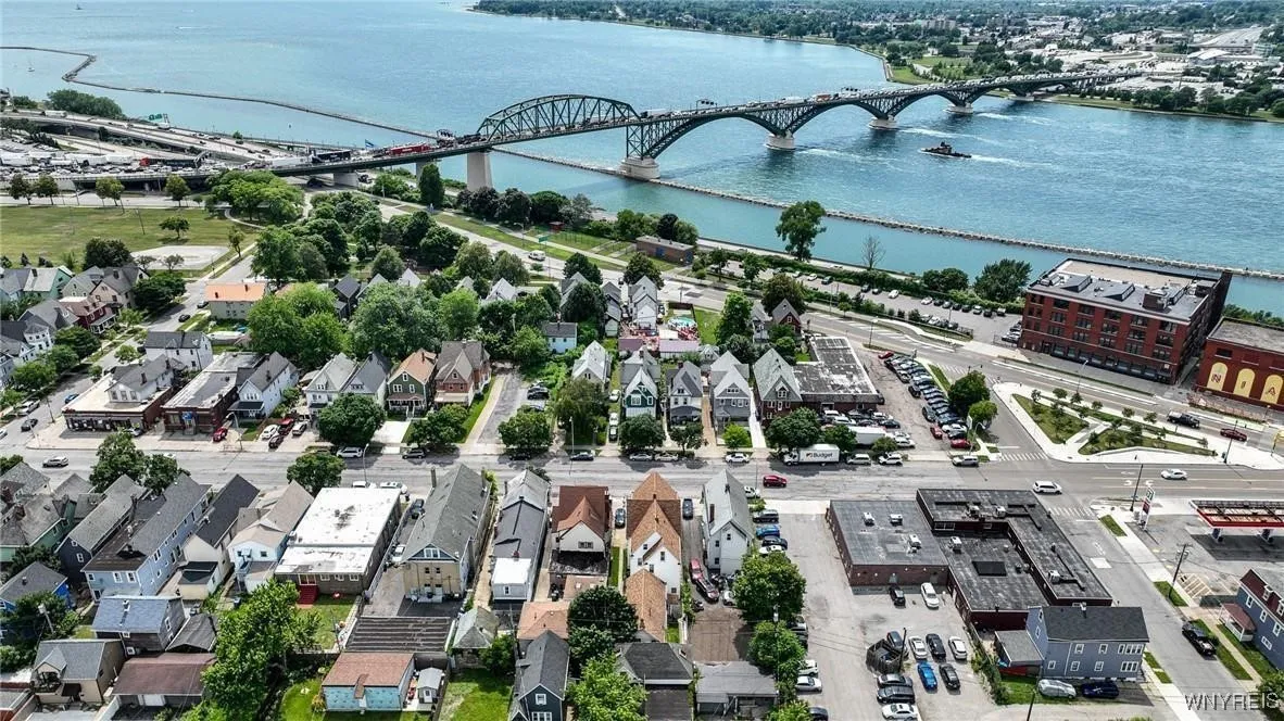 937 Niagara Street, Buffalo, New York 14213, Buffalo, New York 14213, 5 Bedrooms Bedrooms, ,Multi Family,Closed,937 Niagara Street, Buffalo, New York 14213,0,B1589500