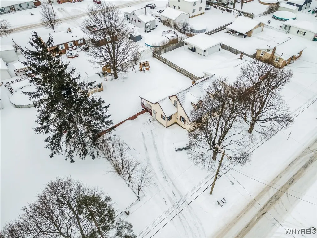 5055 Richmond Avenue, Hamburg, New York 14219, Hamburg, New York 14219, 3 Bedrooms Bedrooms, 6 Rooms Rooms,1 BathroomBathrooms,Residential,Closed,5055 Richmond Avenue, Hamburg, New York 14219,0,B1589612