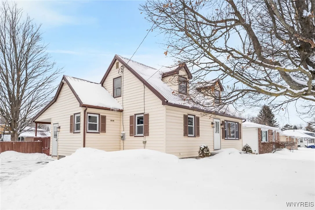 5055 Richmond Avenue, Hamburg, New York 14219, Hamburg, New York 14219, 3 Bedrooms Bedrooms, 6 Rooms Rooms,1 BathroomBathrooms,Residential,Closed,5055 Richmond Avenue, Hamburg, New York 14219,0,B1589612