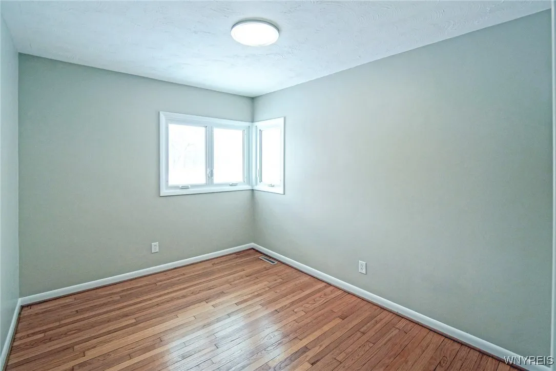 7408 Michael Road, Orchard Park, New York 14127, Orchard Park, New York 14127, 3 Bedrooms Bedrooms, 5 Rooms Rooms,1 BathroomBathrooms,Residential,Closed,7408 Michael Road, Orchard Park, New York 14127,0,B1589735