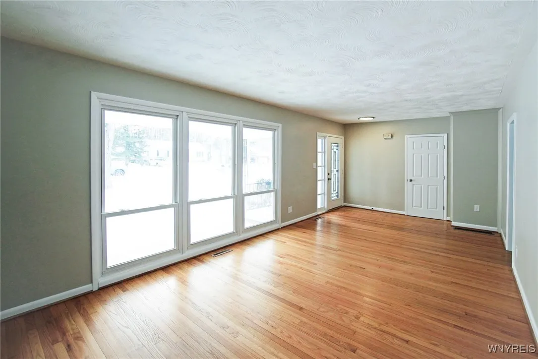 7408 Michael Road, Orchard Park, New York 14127, Orchard Park, New York 14127, 3 Bedrooms Bedrooms, 5 Rooms Rooms,1 BathroomBathrooms,Residential,Closed,7408 Michael Road, Orchard Park, New York 14127,0,B1589735