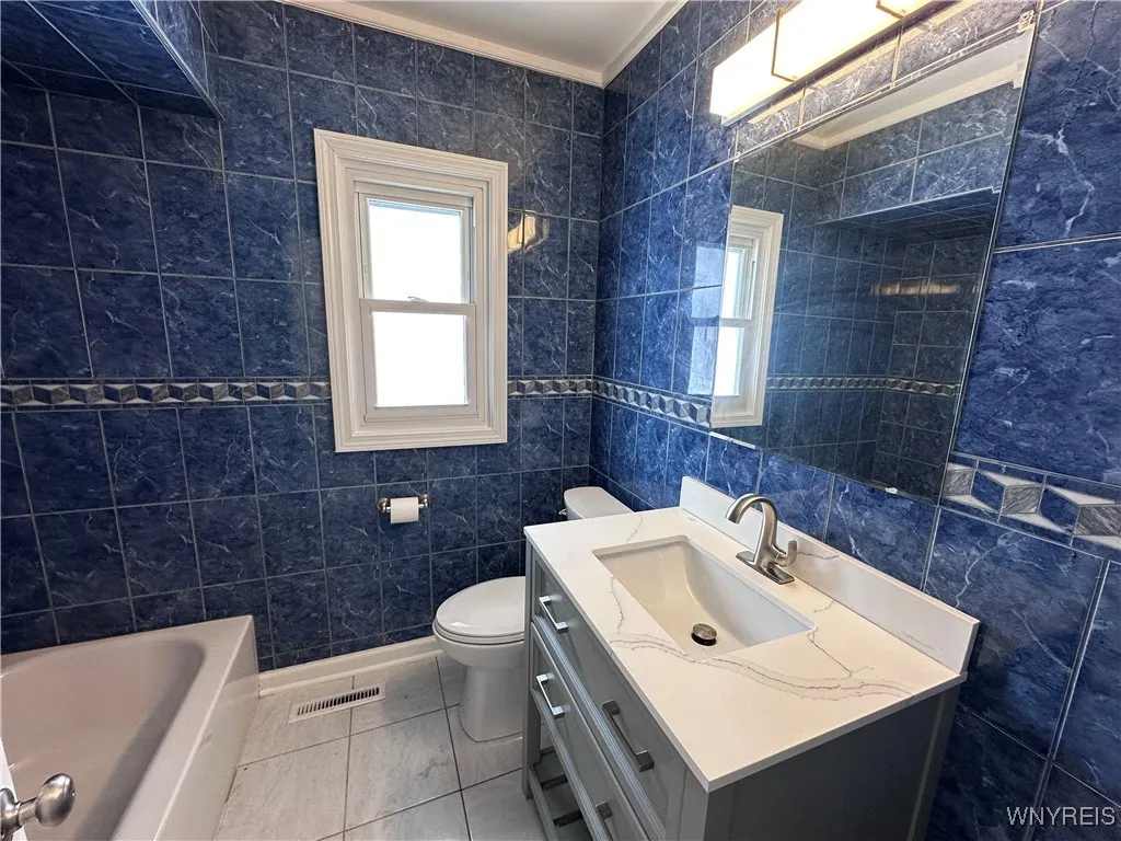 7408 Michael Road, Orchard Park, New York 14127, Orchard Park, New York 14127, 3 Bedrooms Bedrooms, 5 Rooms Rooms,1 BathroomBathrooms,Residential,Closed,7408 Michael Road, Orchard Park, New York 14127,0,B1589735