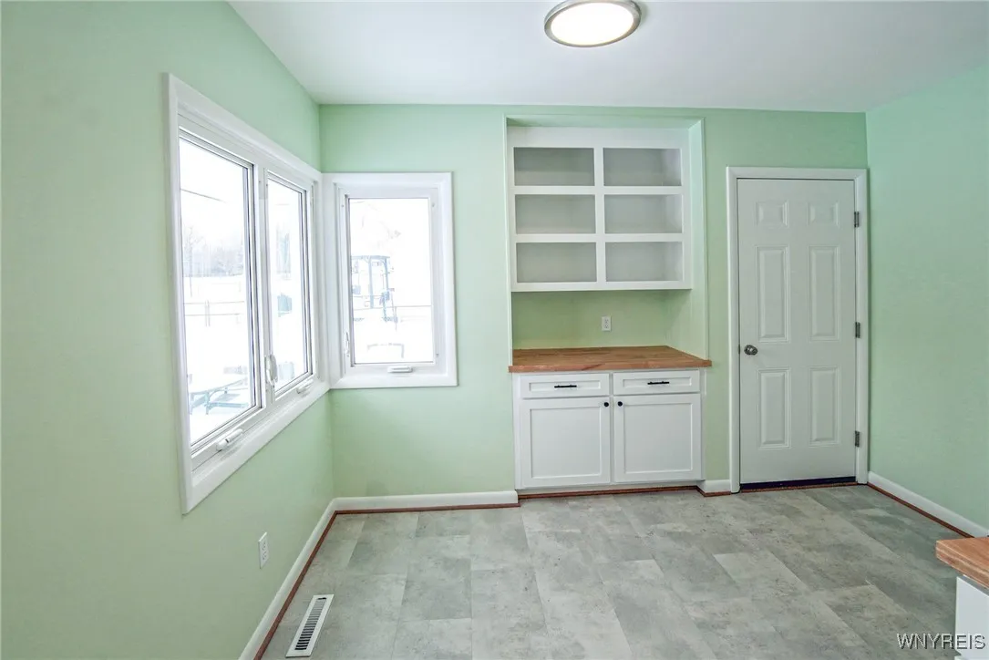 7408 Michael Road, Orchard Park, New York 14127, Orchard Park, New York 14127, 3 Bedrooms Bedrooms, 5 Rooms Rooms,1 BathroomBathrooms,Residential,Closed,7408 Michael Road, Orchard Park, New York 14127,0,B1589735