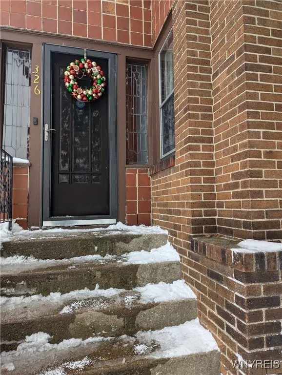 326 Sterling Avenue, Buffalo, New York 14216, Buffalo, New York 14216, 6 Bedrooms Bedrooms, ,2 BathroomsBathrooms,Residential,Closed,326 Sterling Avenue, Buffalo, New York 14216,0,B1589253
