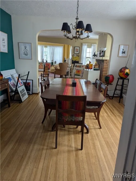 326 Sterling Avenue, Buffalo, New York 14216, Buffalo, New York 14216, 6 Bedrooms Bedrooms, ,2 BathroomsBathrooms,Residential,Closed,326 Sterling Avenue, Buffalo, New York 14216,0,B1589253