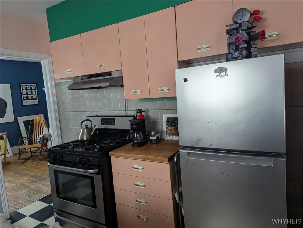 326 Sterling Avenue, Buffalo, New York 14216, Buffalo, New York 14216, 6 Bedrooms Bedrooms, ,2 BathroomsBathrooms,Residential,Closed,326 Sterling Avenue, Buffalo, New York 14216,0,B1589253