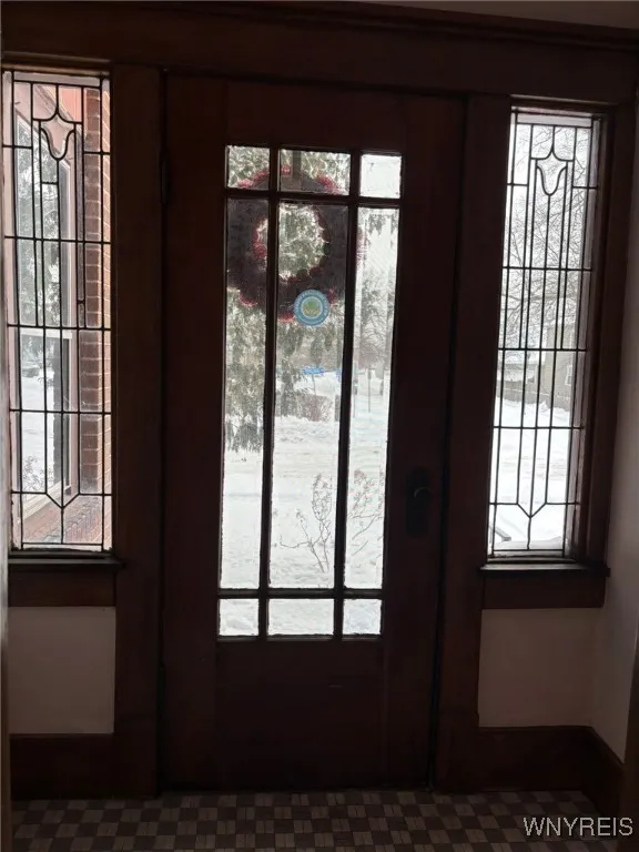 326 Sterling Avenue, Buffalo, New York 14216, Buffalo, New York 14216, 6 Bedrooms Bedrooms, ,2 BathroomsBathrooms,Residential,Closed,326 Sterling Avenue, Buffalo, New York 14216,0,B1589253