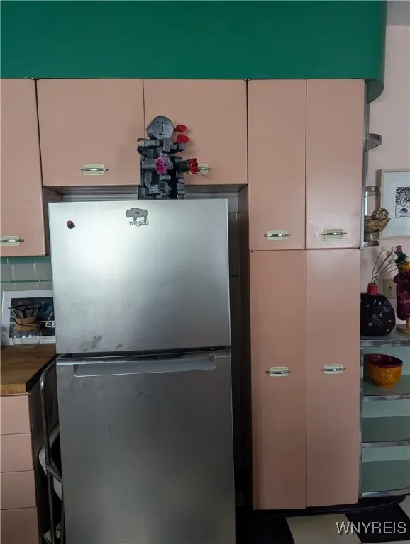 326 Sterling Avenue, Buffalo, New York 14216, Buffalo, New York 14216, 6 Bedrooms Bedrooms, ,2 BathroomsBathrooms,Residential,Closed,326 Sterling Avenue, Buffalo, New York 14216,0,B1589253
