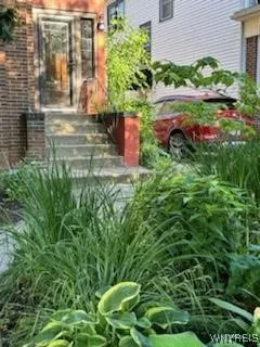 326 Sterling Avenue, Buffalo, New York 14216, Buffalo, New York 14216, 6 Bedrooms Bedrooms, ,2 BathroomsBathrooms,Residential,Closed,326 Sterling Avenue, Buffalo, New York 14216,0,B1589253