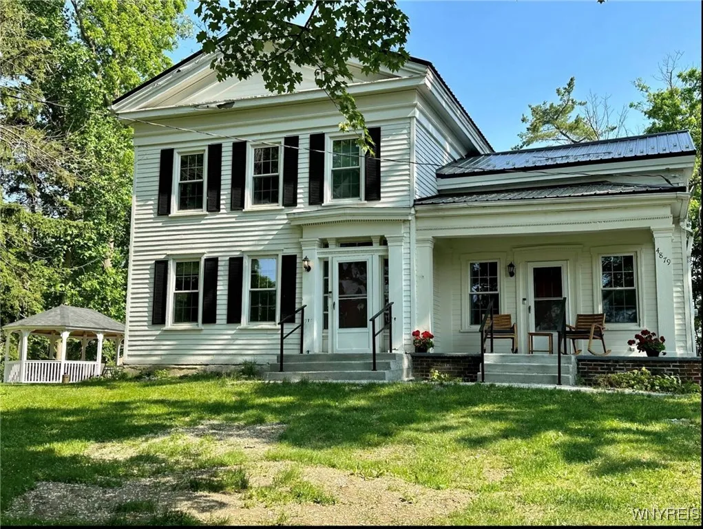 4879 California Road, Orchard Park, New York 14127, Orchard Park, New York 14127, 6 Bedrooms Bedrooms, ,2 BathroomsBathrooms,Residential,Closed,4879 California Road, Orchard Park, New York 14127,0,B1589160