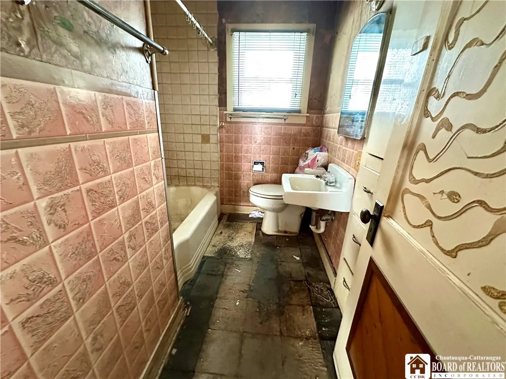 845 Garden Avenue, Olean-city, New York 14760, Olean, New York 14760, 2 Bedrooms Bedrooms, 5 Rooms Rooms,1 BathroomBathrooms,Residential,Closed,845 Garden Avenue, Olean-city, New York 14760,0,R1589597