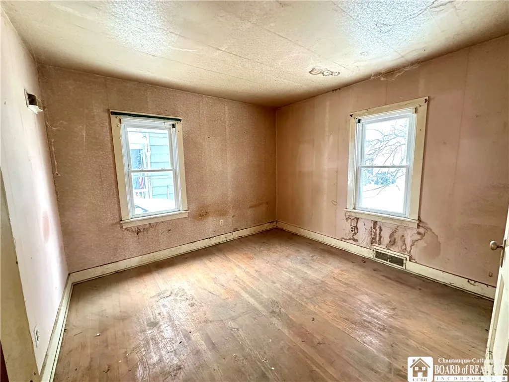 845 Garden Avenue, Olean-city, New York 14760, Olean, New York 14760, 2 Bedrooms Bedrooms, 5 Rooms Rooms,1 BathroomBathrooms,Residential,Closed,845 Garden Avenue, Olean-city, New York 14760,0,R1589597