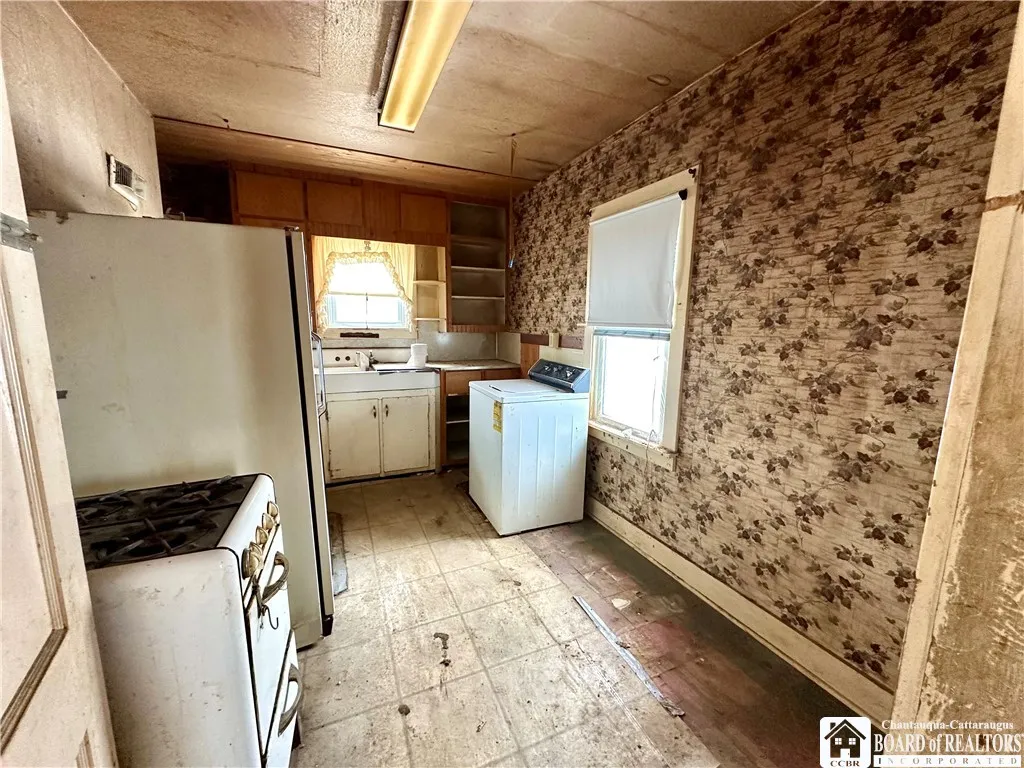 845 Garden Avenue, Olean-city, New York 14760, Olean, New York 14760, 2 Bedrooms Bedrooms, 5 Rooms Rooms,1 BathroomBathrooms,Residential,Closed,845 Garden Avenue, Olean-city, New York 14760,0,R1589597