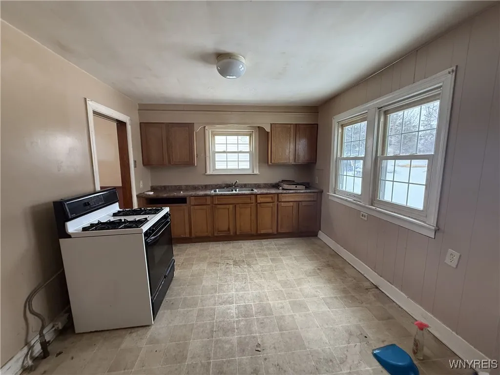 1475 Orchard Park Road, West Seneca, New York 1422, West Seneca, New York 14224, ,Commercial Lease,Closed,1475 Orchard Park Road, West Seneca, New York 1422,0,B1590199