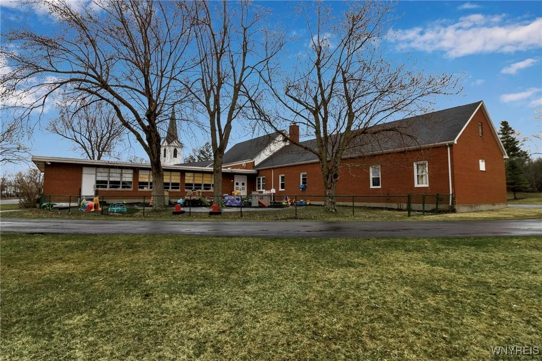 1475 Orchard Park Road, West Seneca, New York 1422, West Seneca, New York 14224, ,Commercial Lease,Closed,1475 Orchard Park Road, West Seneca, New York 1422,0,B1590199