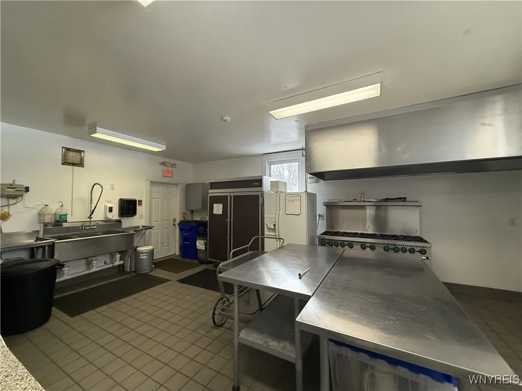 1475 Orchard Park Road, West Seneca, New York 1422, West Seneca, New York 14224, ,Commercial Lease,Closed,1475 Orchard Park Road, West Seneca, New York 1422,0,B1590199
