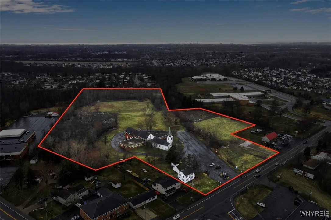 1475 Orchard Park Road, West Seneca, New York 1422, West Seneca, New York 14224, ,Commercial Lease,Closed,1475 Orchard Park Road, West Seneca, New York 1422,0,B1590199