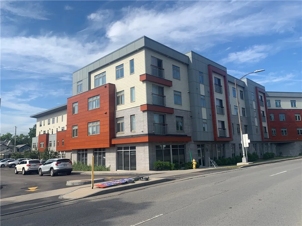 390 South Avenue, Rochester, New York 14620, Rochester, New York 14620, ,Commercial Lease,For Rent,390 South Avenue, Rochester, New York 14620,R1590333