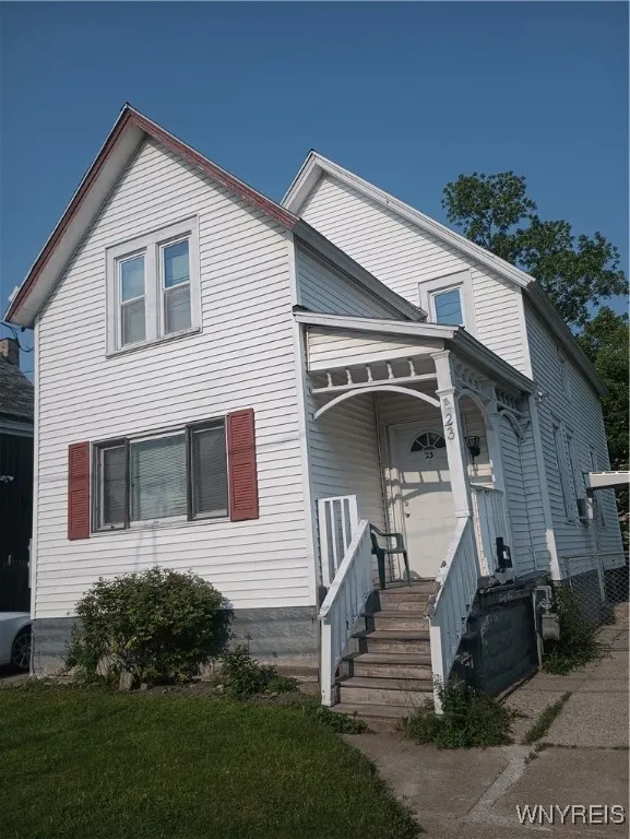 23 Sherwood Street, Buffalo, New York 14213, Buffalo, New York 14213, 3 Bedrooms Bedrooms, ,2 BathroomsBathrooms,Residential,For Sale,23 Sherwood Street, Buffalo, New York 14213,B1590074