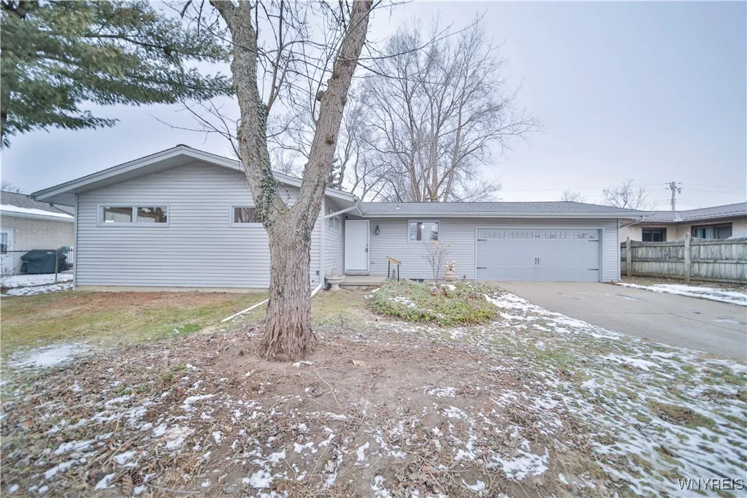 54 Barnett Drive, West Seneca, New York 14224, West Seneca, New York 14224, 3 Bedrooms Bedrooms, 7 Rooms Rooms,1 BathroomBathrooms,Residential,Closed,54 Barnett Drive, West Seneca, New York 14224,0,B1590389