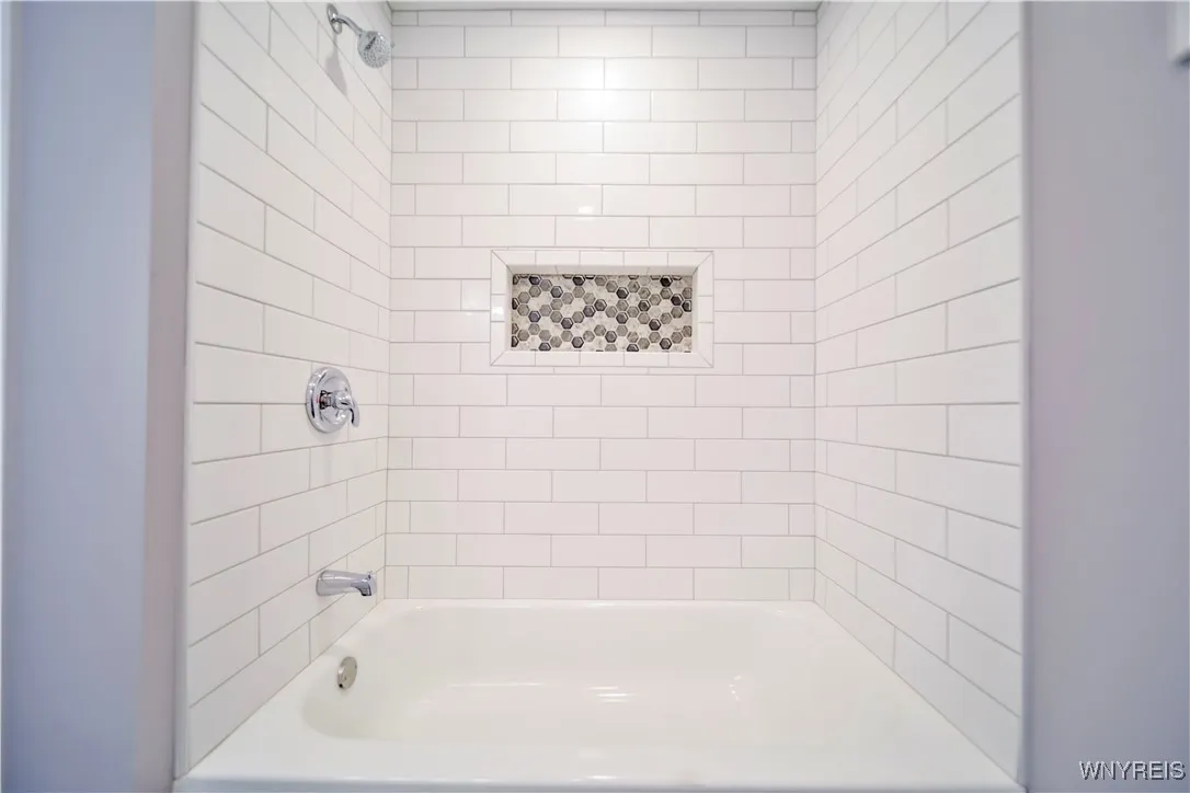 54 Barnett Drive, West Seneca, New York 14224, West Seneca, New York 14224, 3 Bedrooms Bedrooms, 7 Rooms Rooms,1 BathroomBathrooms,Residential,Closed,54 Barnett Drive, West Seneca, New York 14224,0,B1590389
