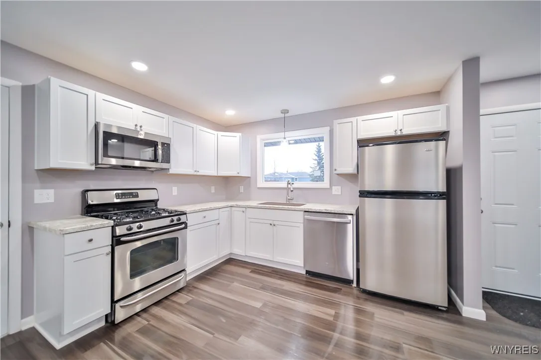 54 Barnett Drive, West Seneca, New York 14224, West Seneca, New York 14224, 3 Bedrooms Bedrooms, 7 Rooms Rooms,1 BathroomBathrooms,Residential,Closed,54 Barnett Drive, West Seneca, New York 14224,0,B1590389