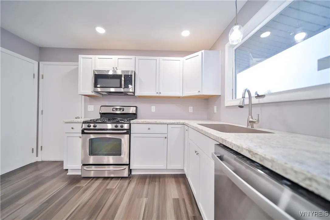 54 Barnett Drive, West Seneca, New York 14224, West Seneca, New York 14224, 3 Bedrooms Bedrooms, 7 Rooms Rooms,1 BathroomBathrooms,Residential,Closed,54 Barnett Drive, West Seneca, New York 14224,0,B1590389