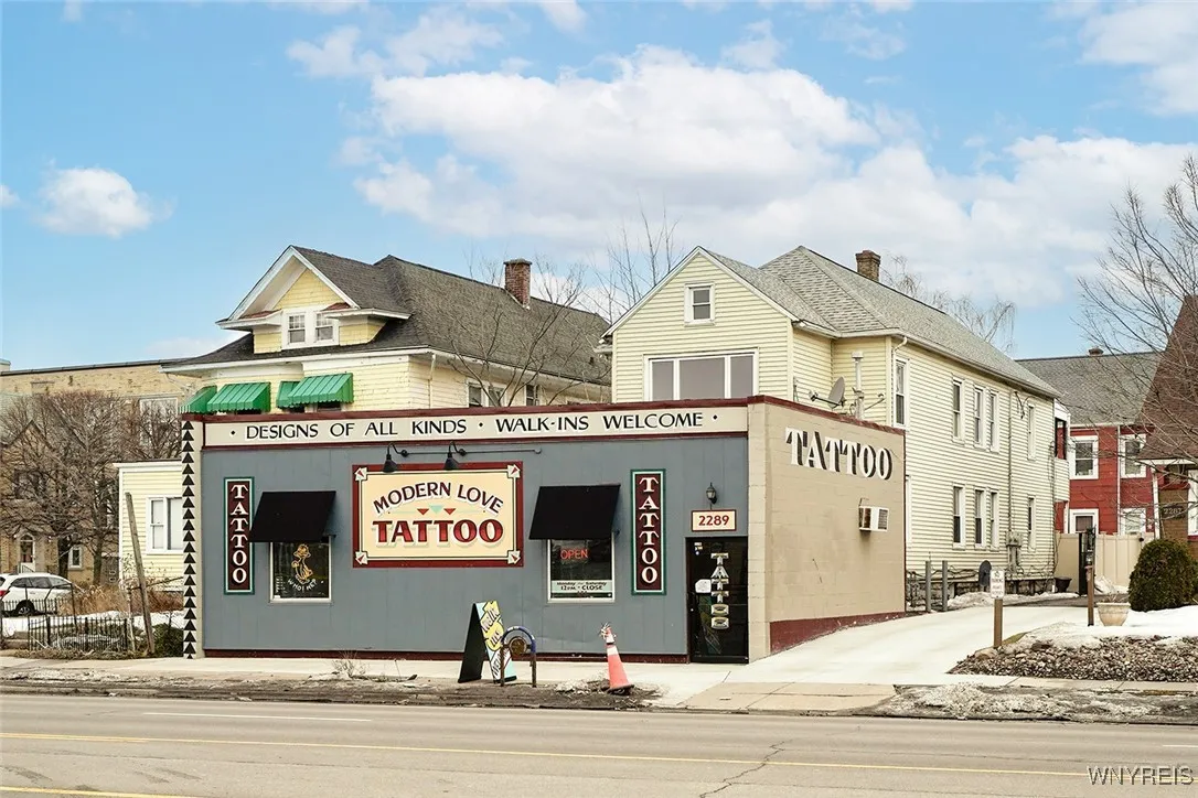 2289 Delaware Avenue Lower, Buffalo, New York 1421, Buffalo, New York 14216, 3 Bedrooms Bedrooms, 5 Rooms Rooms,1 BathroomBathrooms,Residential Lease,Closed,2289 Delaware Avenue Lower, Buffalo, New York 1421,0,B1590547
