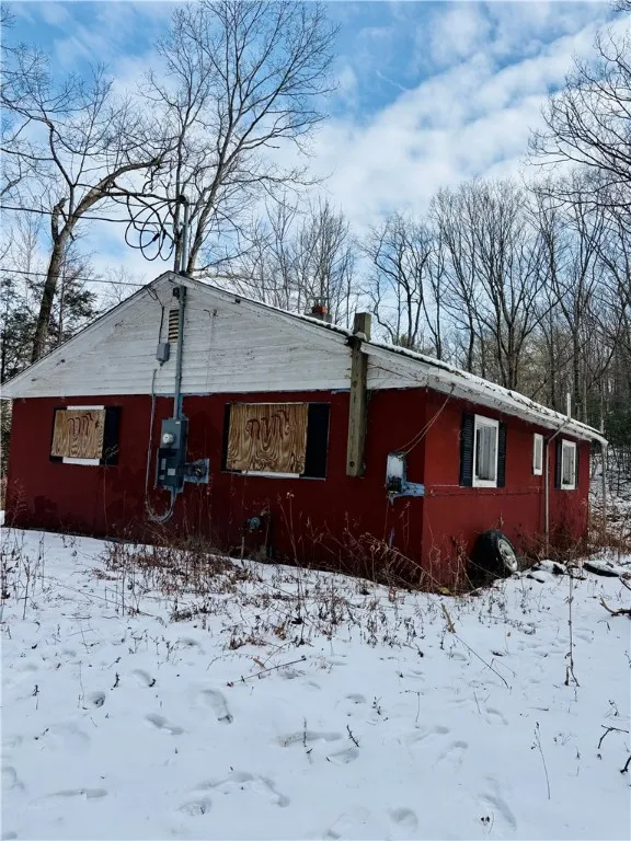 2402 Flashphaler Road, Corning, New York 14830, Corning, New York 14830, 1 Bedroom Bedrooms, 4 Rooms Rooms,1 BathroomBathrooms,Residential,Closed,2402 Flashphaler Road, Corning, New York 14830,0,R1590576