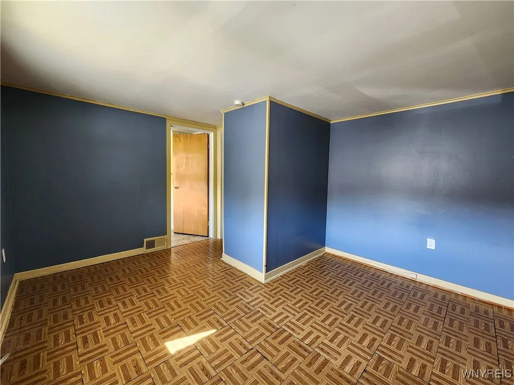 609 Emerson Drive, Amherst, New York 14226, Amherst, New York 14226, 3 Bedrooms Bedrooms, 7 Rooms Rooms,2 BathroomsBathrooms,Residential,Closed,609 Emerson Drive, Amherst, New York 14226,0,B1589596