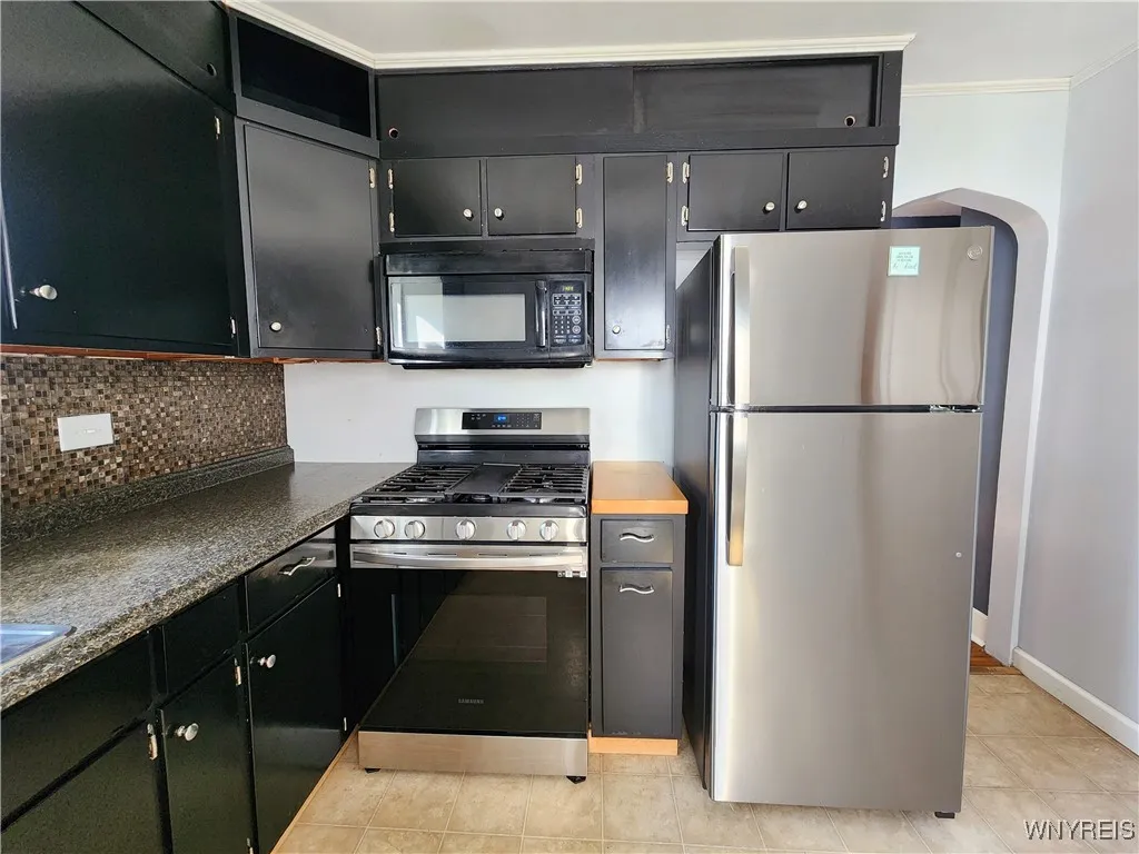 609 Emerson Drive, Amherst, New York 14226, Amherst, New York 14226, 3 Bedrooms Bedrooms, 7 Rooms Rooms,2 BathroomsBathrooms,Residential,Closed,609 Emerson Drive, Amherst, New York 14226,0,B1589596