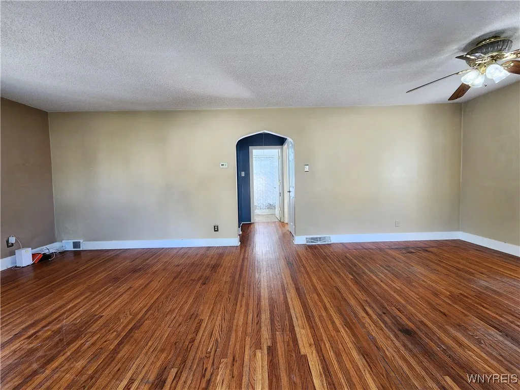 609 Emerson Drive, Amherst, New York 14226, Amherst, New York 14226, 3 Bedrooms Bedrooms, 7 Rooms Rooms,2 BathroomsBathrooms,Residential,Closed,609 Emerson Drive, Amherst, New York 14226,0,B1589596