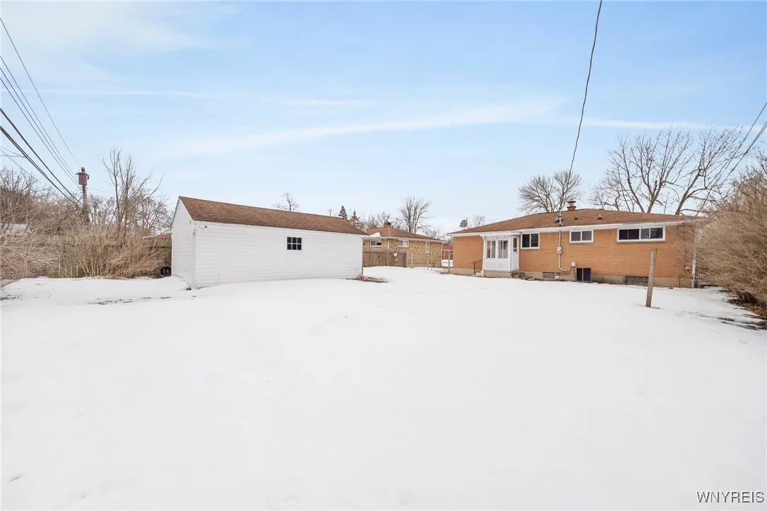17 Alberta Drive, Amherst, New York 14226, Amherst, New York 14226, 3 Bedrooms Bedrooms, 7 Rooms Rooms,1 BathroomBathrooms,Residential,Closed,17 Alberta Drive, Amherst, New York 14226,0,B1590489