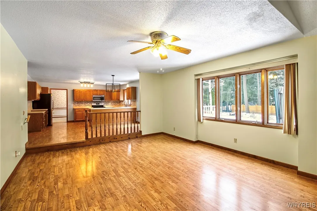 149 Shellridge Drive, Amherst, New York 14051, Amherst, New York 14051, 4 Bedrooms Bedrooms, 9 Rooms Rooms,2 BathroomsBathrooms,Residential,Closed,149 Shellridge Drive, Amherst, New York 14051,0,B1590513