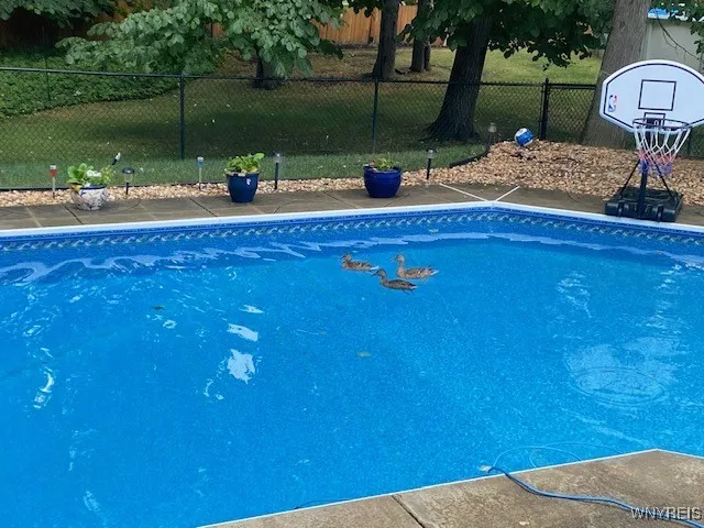 149 Shellridge Drive, Amherst, New York 14051, Amherst, New York 14051, 4 Bedrooms Bedrooms, 9 Rooms Rooms,2 BathroomsBathrooms,Residential,Closed,149 Shellridge Drive, Amherst, New York 14051,0,B1590513