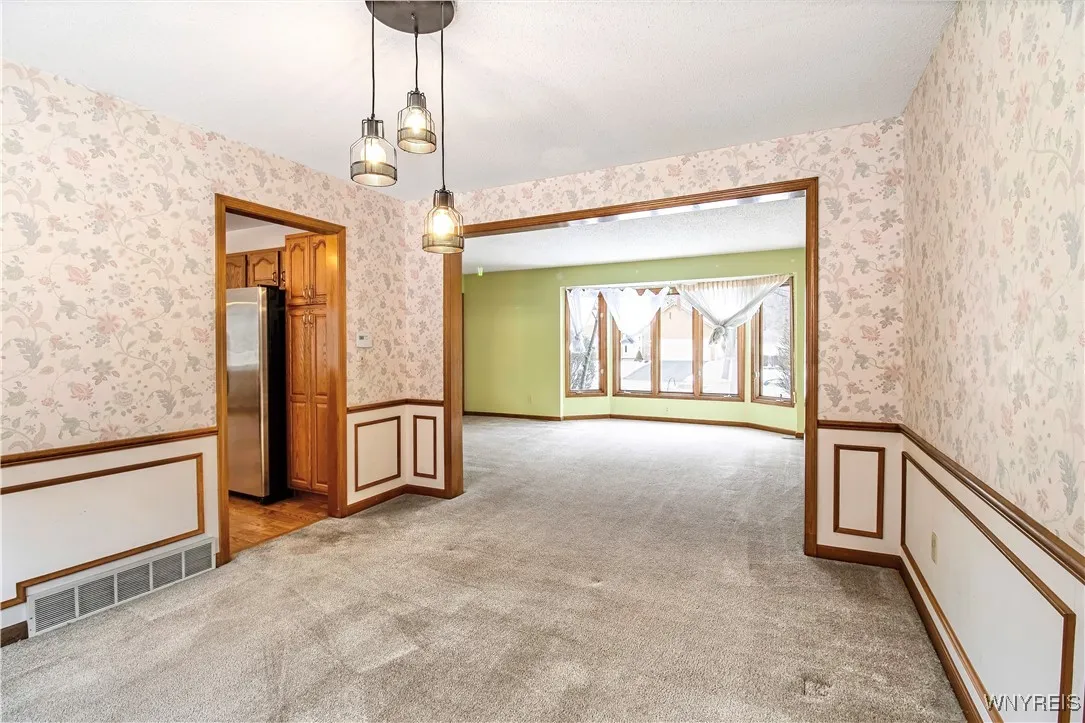 149 Shellridge Drive, Amherst, New York 14051, Amherst, New York 14051, 4 Bedrooms Bedrooms, 9 Rooms Rooms,2 BathroomsBathrooms,Residential,Closed,149 Shellridge Drive, Amherst, New York 14051,0,B1590513