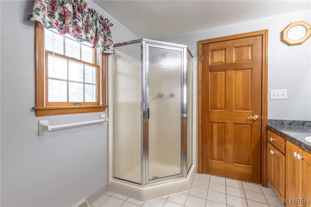 1st floor full bath