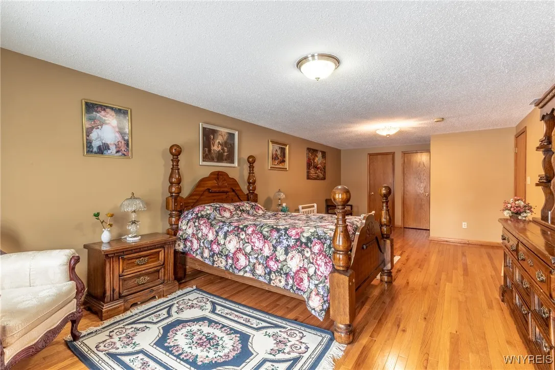 Bedroom 1 15 x 29