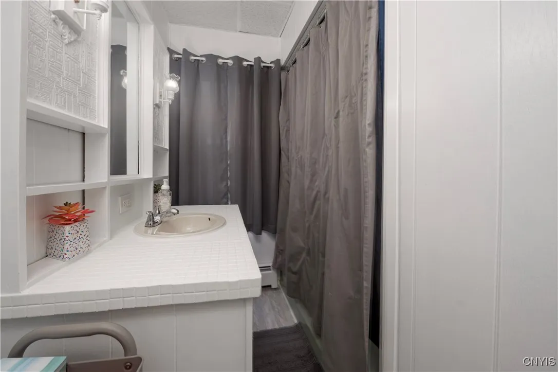 216 Vann Street, Syracuse, New York 13206, Syracuse, New York 13206, 3 Bedrooms Bedrooms, 7 Rooms Rooms,2 BathroomsBathrooms,Residential,Closed,216 Vann Street, Syracuse, New York 13206,0,S1590442