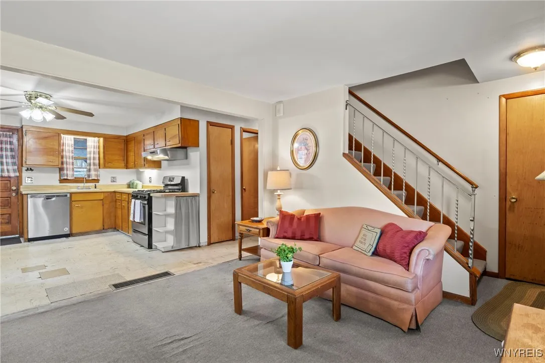 19 Manser Drive, Amherst, New York 14226, Amherst, New York 14226, 4 Bedrooms Bedrooms, 6 Rooms Rooms,1 BathroomBathrooms,Residential,Closed,19 Manser Drive, Amherst, New York 14226,0,B1590347