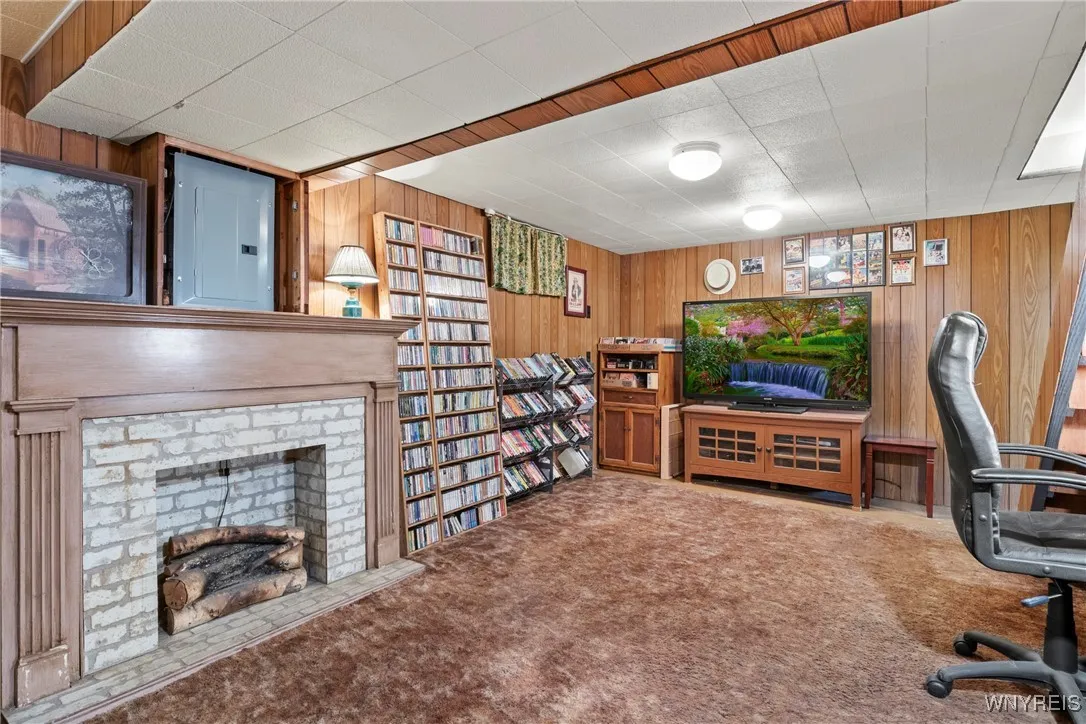 19 Manser Drive, Amherst, New York 14226, Amherst, New York 14226, 4 Bedrooms Bedrooms, 6 Rooms Rooms,1 BathroomBathrooms,Residential,Closed,19 Manser Drive, Amherst, New York 14226,0,B1590347