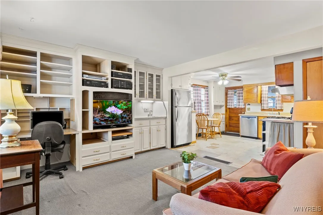 19 Manser Drive, Amherst, New York 14226, Amherst, New York 14226, 4 Bedrooms Bedrooms, 6 Rooms Rooms,1 BathroomBathrooms,Residential,Closed,19 Manser Drive, Amherst, New York 14226,0,B1590347