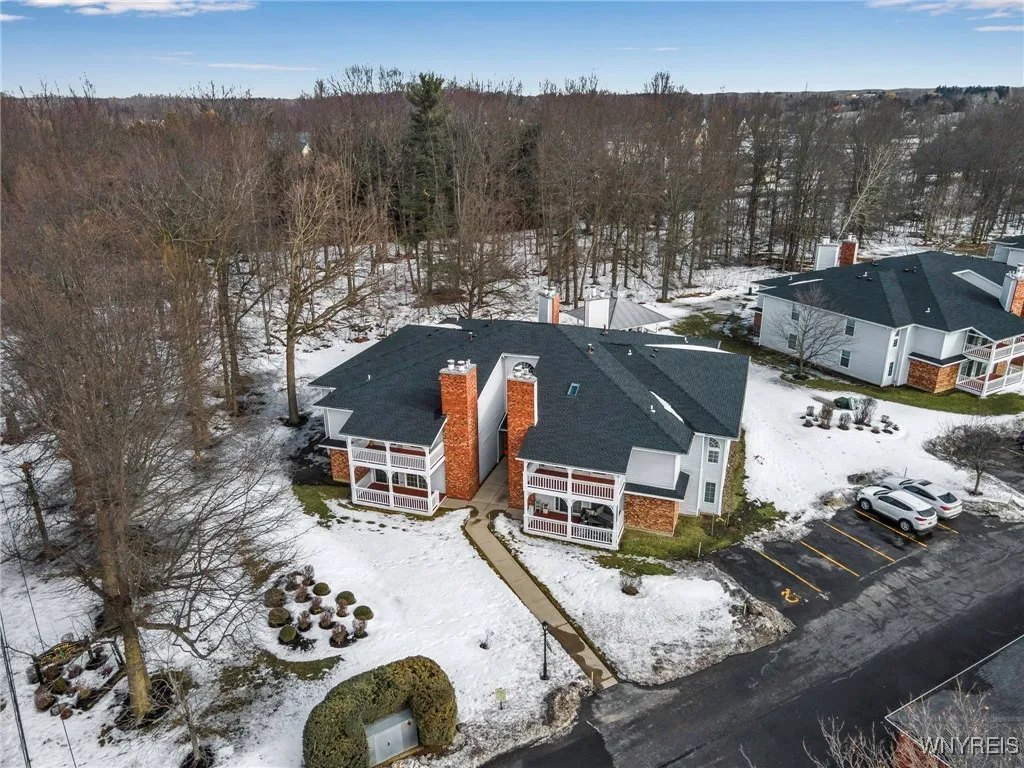 1075 Youngs Road F, Amherst, New York 14221, Amherst, New York 14221, 2 Bedrooms Bedrooms, 6 Rooms Rooms,2 BathroomsBathrooms,Residential,Closed,1075 Youngs Road F, Amherst, New York 14221,0,B1590237