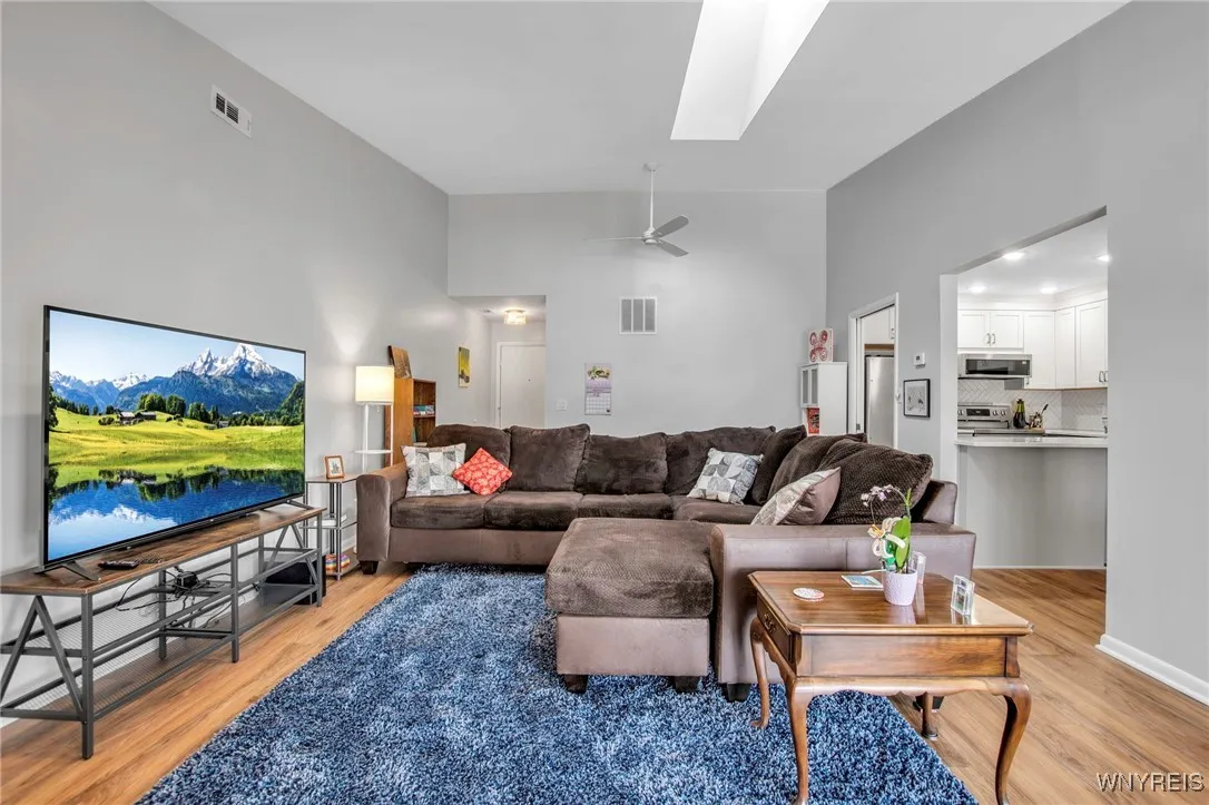1075 Youngs Road F, Amherst, New York 14221, Amherst, New York 14221, 2 Bedrooms Bedrooms, 6 Rooms Rooms,2 BathroomsBathrooms,Residential,Closed,1075 Youngs Road F, Amherst, New York 14221,0,B1590237