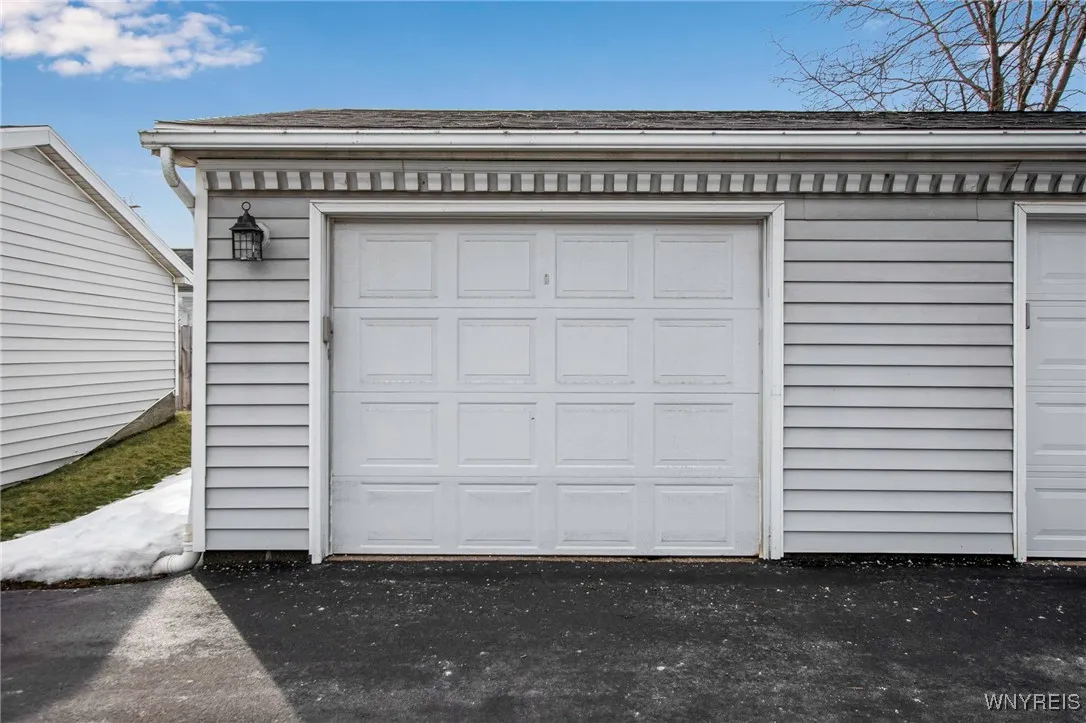 1075 Youngs Road F, Amherst, New York 14221, Amherst, New York 14221, 2 Bedrooms Bedrooms, 6 Rooms Rooms,2 BathroomsBathrooms,Residential,Closed,1075 Youngs Road F, Amherst, New York 14221,0,B1590237