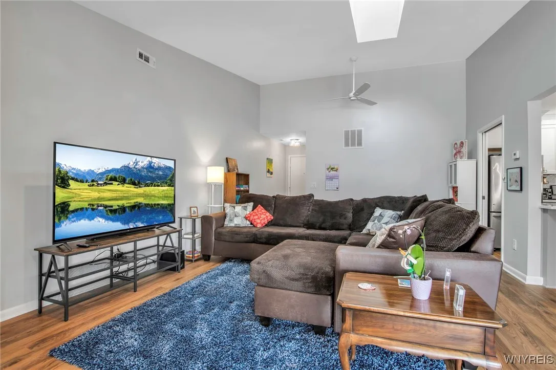 1075 Youngs Road F, Amherst, New York 14221, Amherst, New York 14221, 2 Bedrooms Bedrooms, 6 Rooms Rooms,2 BathroomsBathrooms,Residential,Closed,1075 Youngs Road F, Amherst, New York 14221,0,B1590237